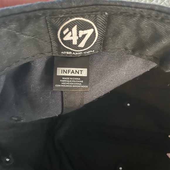 NY Yankees Infant hat - Picture 3 of 4